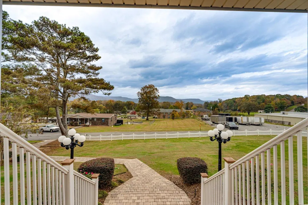 105 County Road 206 Bridgeport, AL 35740