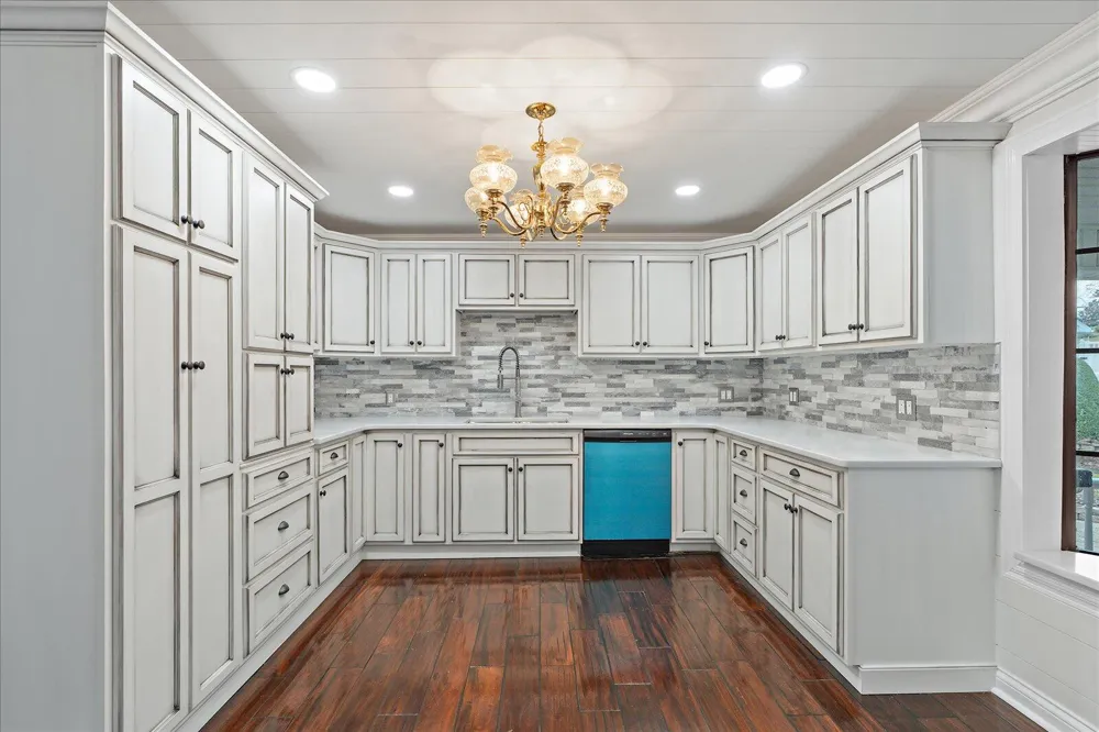 105 County Road 206 Bridgeport, AL 35740