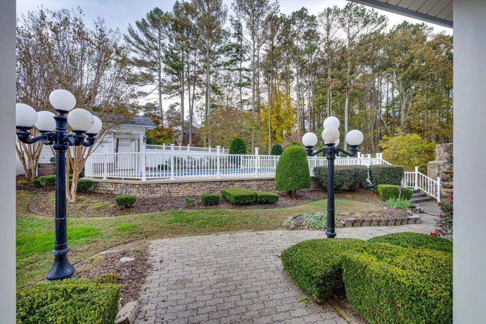 105 County Road 206 Bridgeport, AL 35740