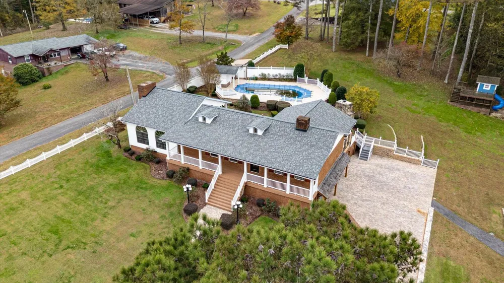 105 County Road 206 Bridgeport, AL 35740