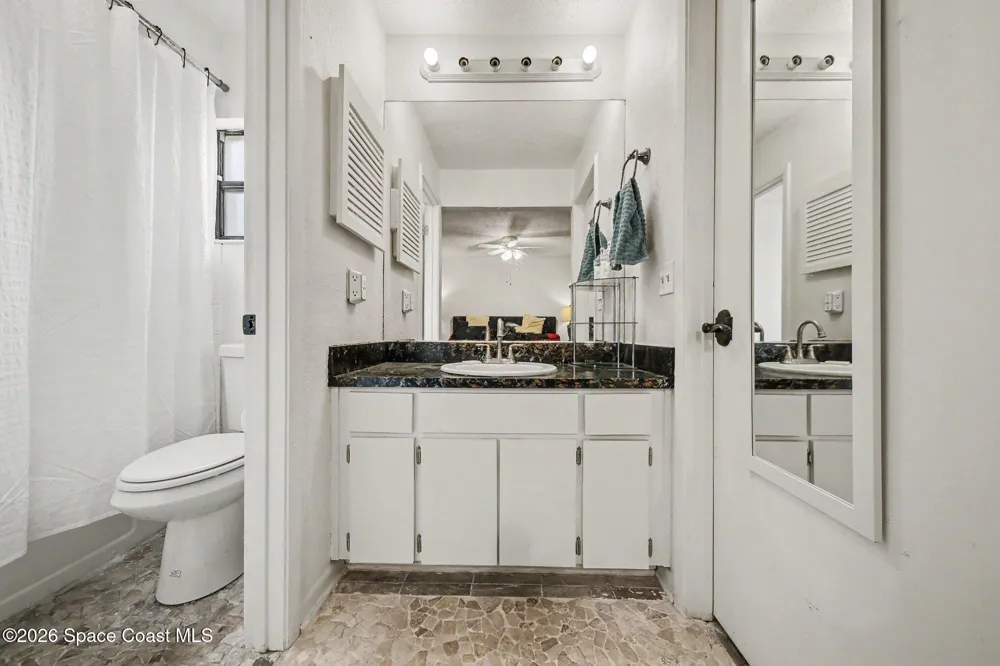 2008 Houndslake Drive Winter Park, FL 32792