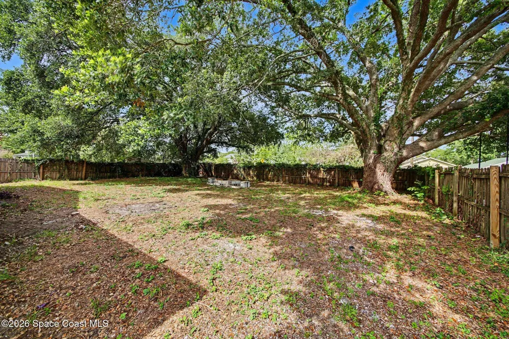 2008 Houndslake Drive Winter Park, FL 32792
