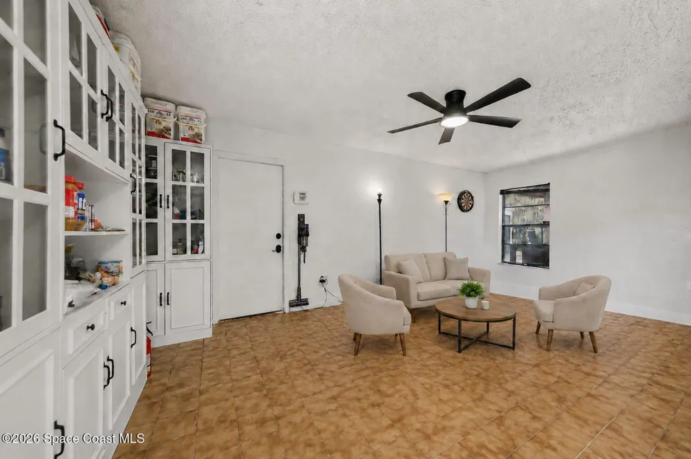 2008 Houndslake Drive Winter Park, FL 32792