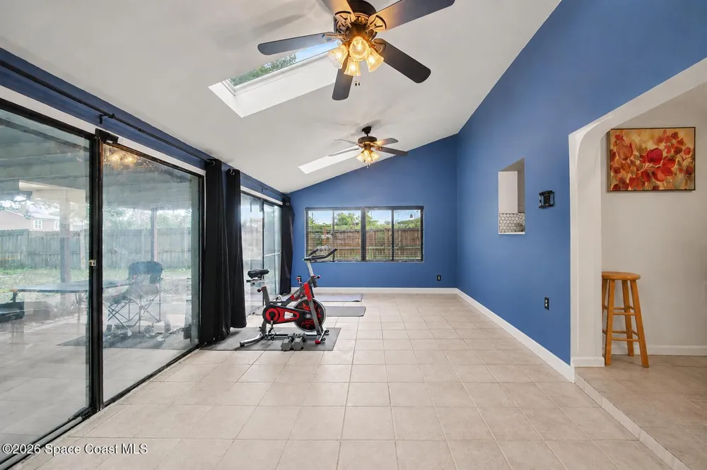 2008 Houndslake Drive Winter Park, FL 32792