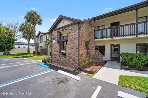 1515 Huntington Lane #913