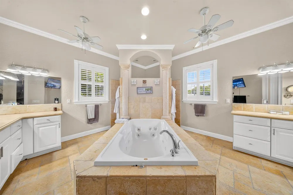 2304 Winding Creek Lane Fort Pierce, FL 34981