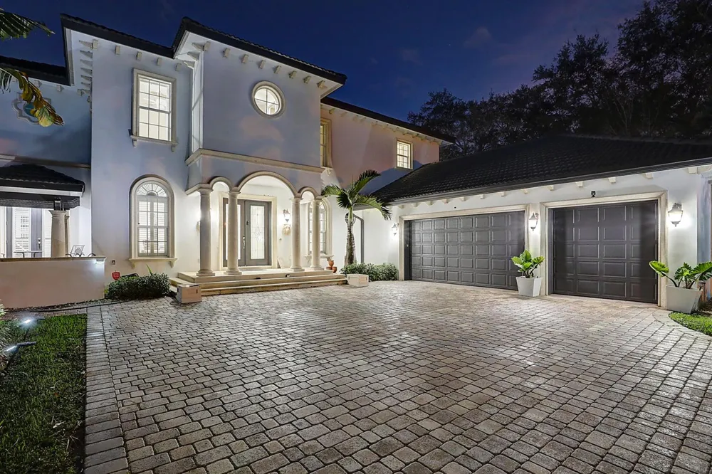 2304 Winding Creek Lane Fort Pierce, FL 34981