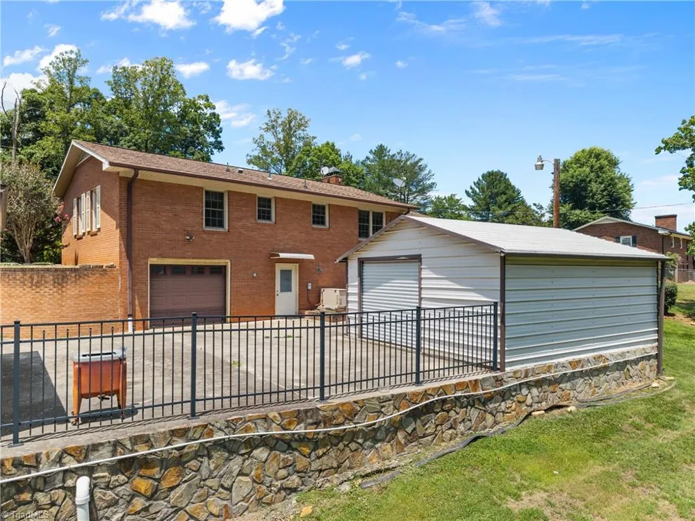 3211 NC Highway 8 S Walnut Cove, NC 27052
