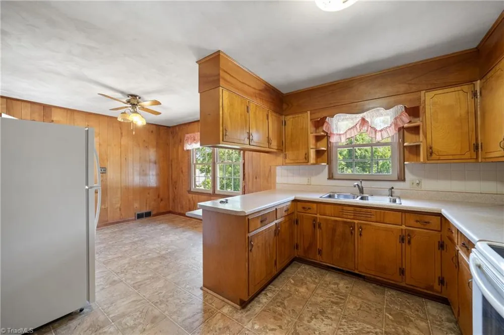 3211 NC Highway 8 S Walnut Cove, NC 27052