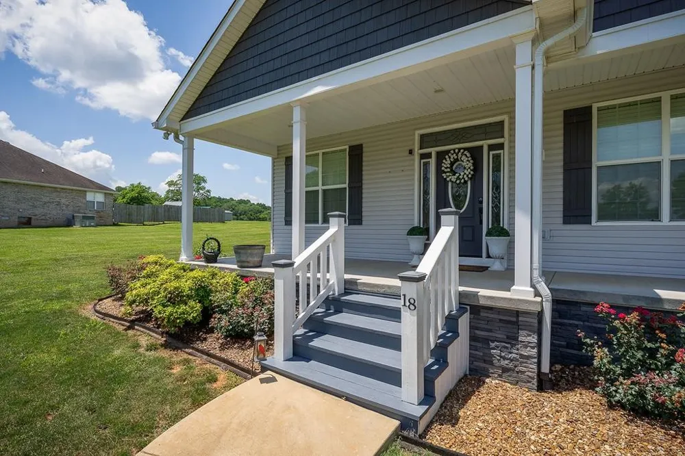 18 Faith Rae Blvd Morrison, TN 37357