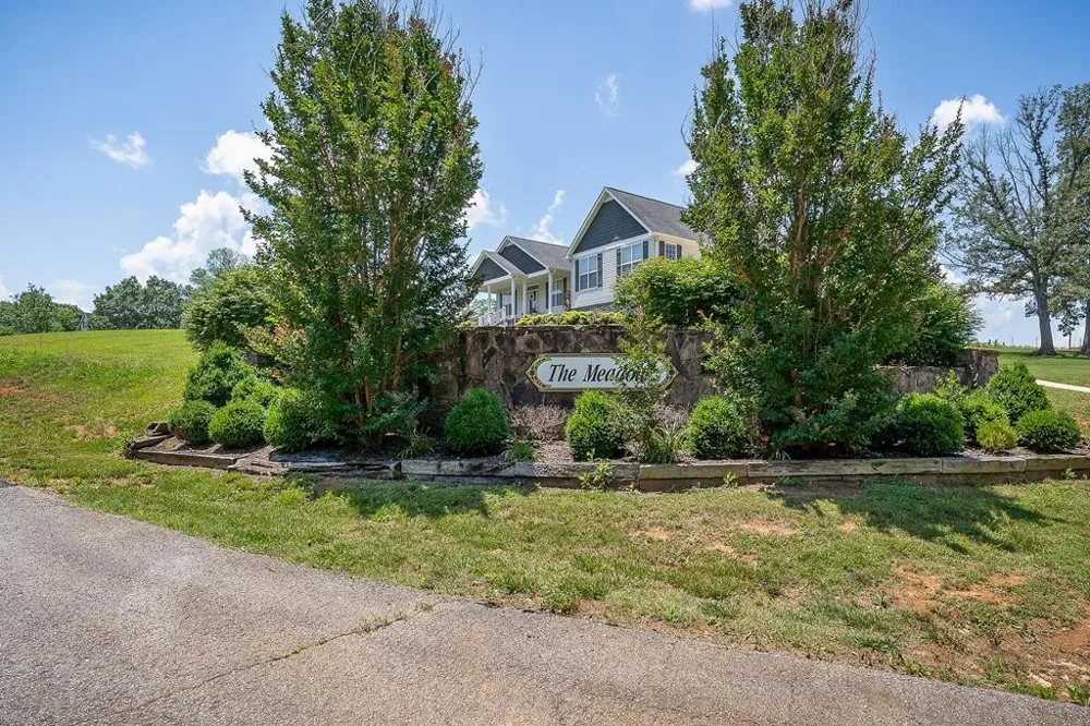 18 Faith Rae Blvd Morrison, TN 37357