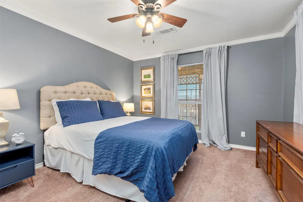114 Grand Avenue Bacliff, TX 77518