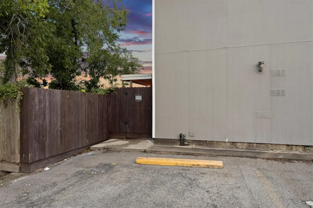 114 Grand Avenue Bacliff, TX 77518