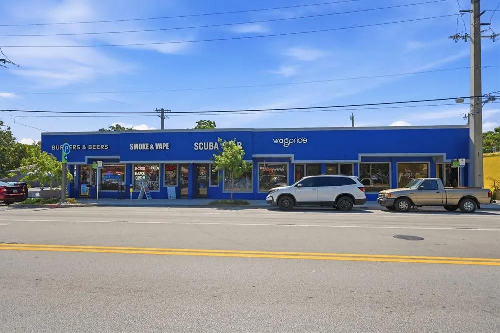 905 NE 28th Street #206 Wilton Manors, FL 33334