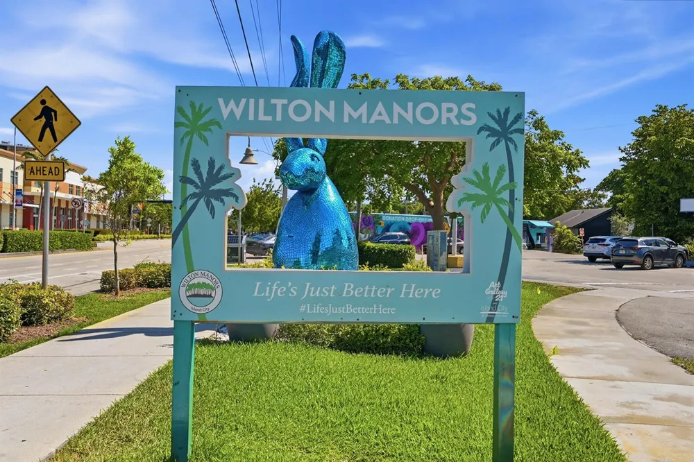 905 NE 28th Street #206 Wilton Manors, FL 33334