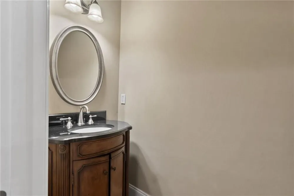 10421 Park Walk Point Johns Creek, GA 30022