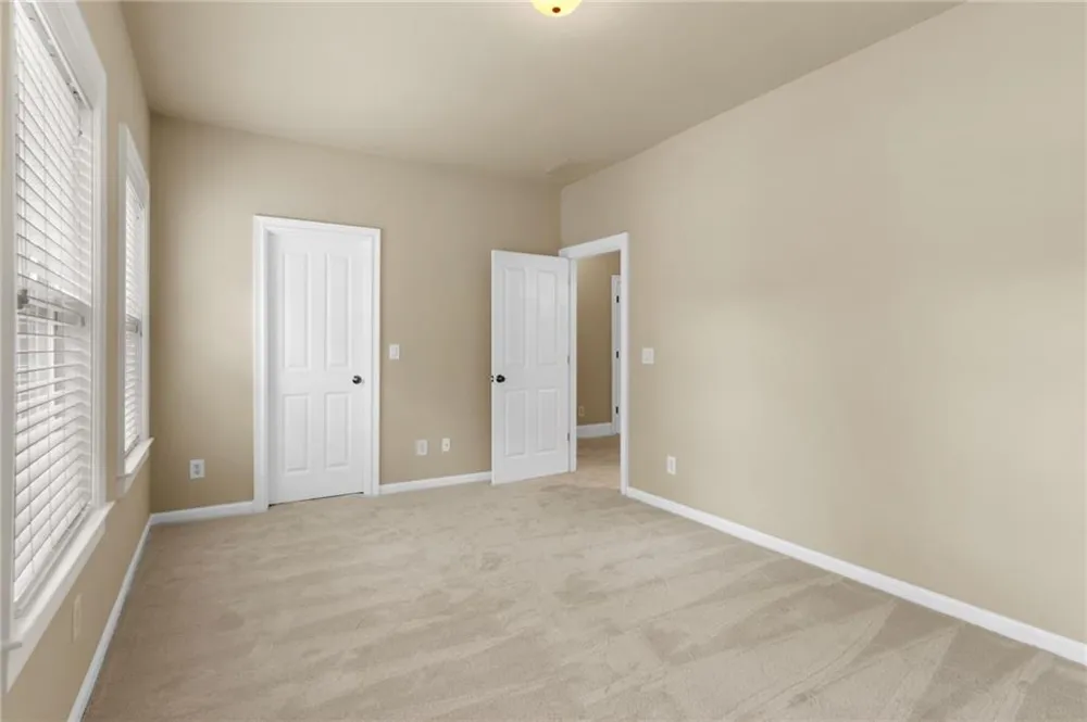 10421 Park Walk Point Johns Creek, GA 30022