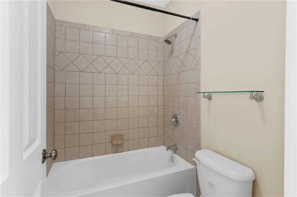 10421 Park Walk Point Johns Creek, GA 30022