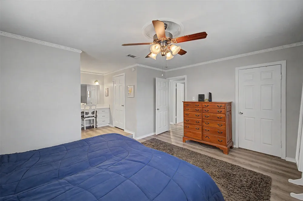 2009 Cliffside Drive Edgecliff Village, TX 76134