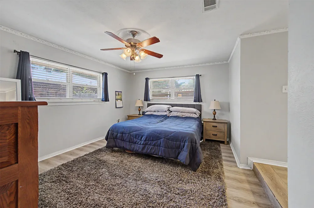 2009 Cliffside Drive Edgecliff Village, TX 76134
