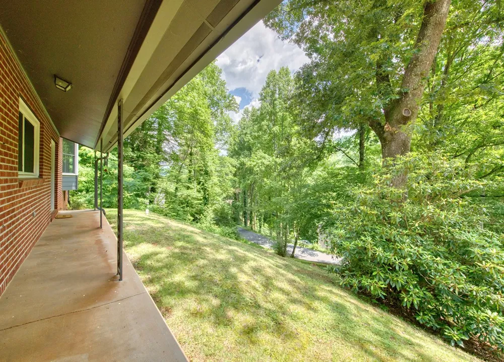 N Country Club Drive Cullowhee, NC 28723
