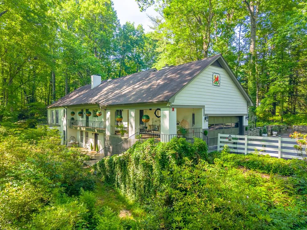 Oakwood Ln Sylva, NC 28779