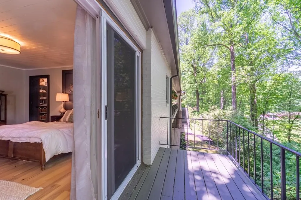 Oakwood Ln Sylva, NC 28779