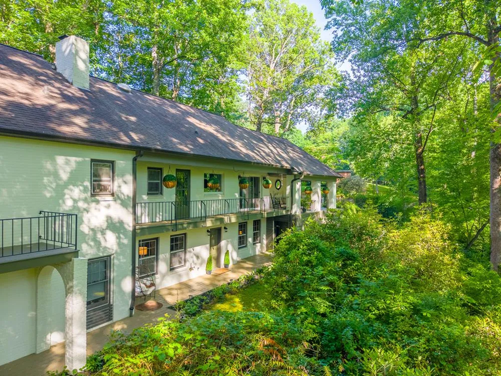 Oakwood Ln Sylva, NC 28779