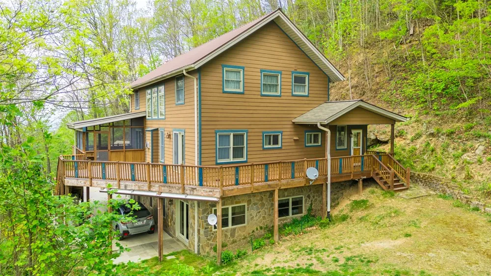 Forest Run Road Sylva, NC 28789
