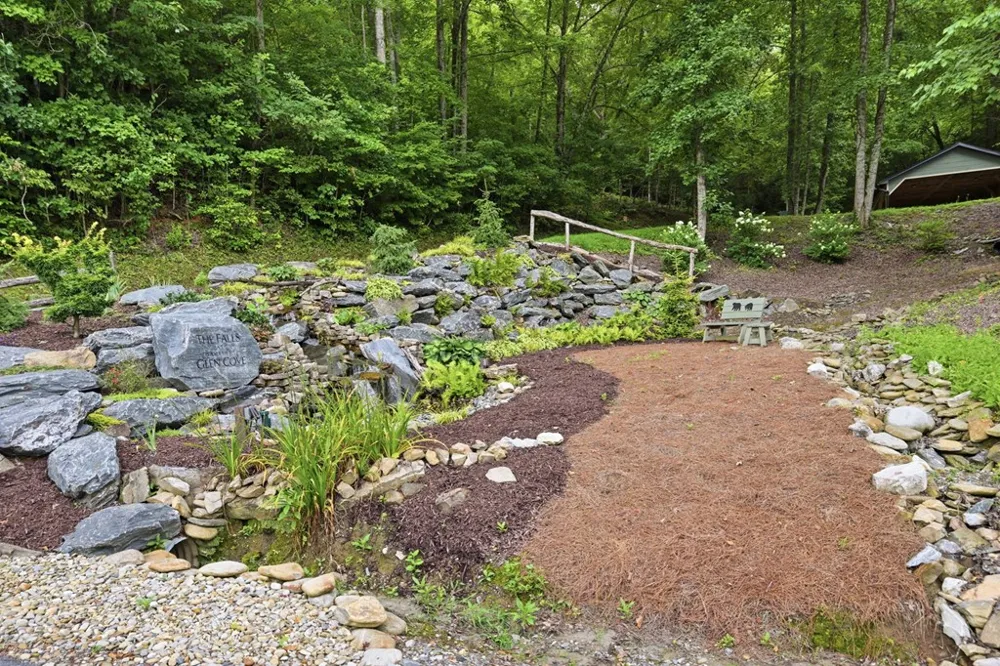 Lower Creek Crossing Bryson City, NC 28713