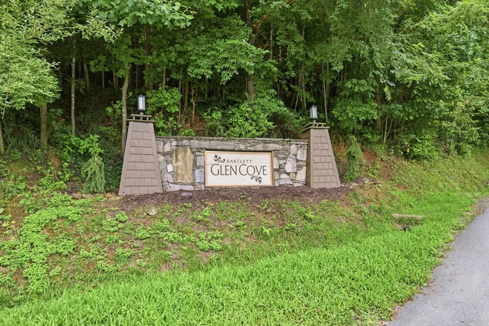 Lower Creek Crossing Bryson City, NC 28713