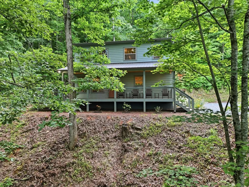 Lower Creek Crossing Bryson City, NC 28713