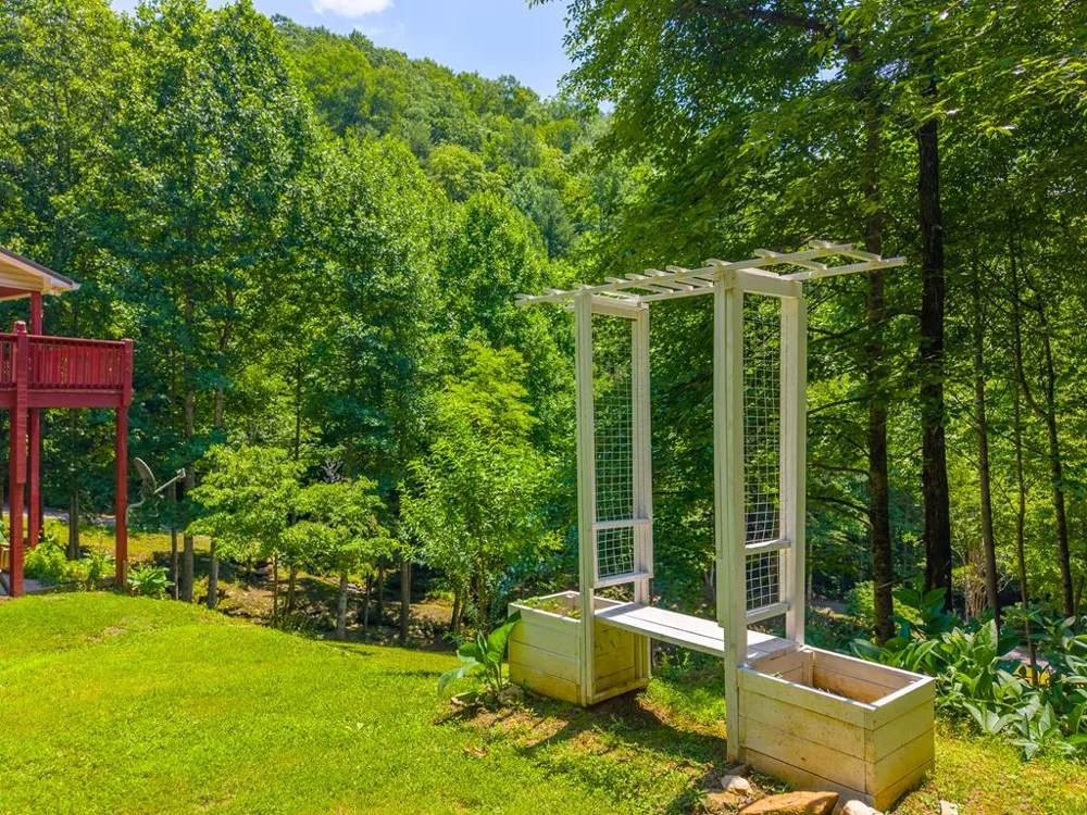 Pigeon Creek Trail Bryson City, NC 28713
