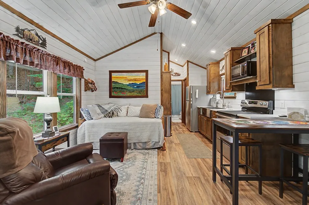 Jonquil Woods Franklin, NC 28734