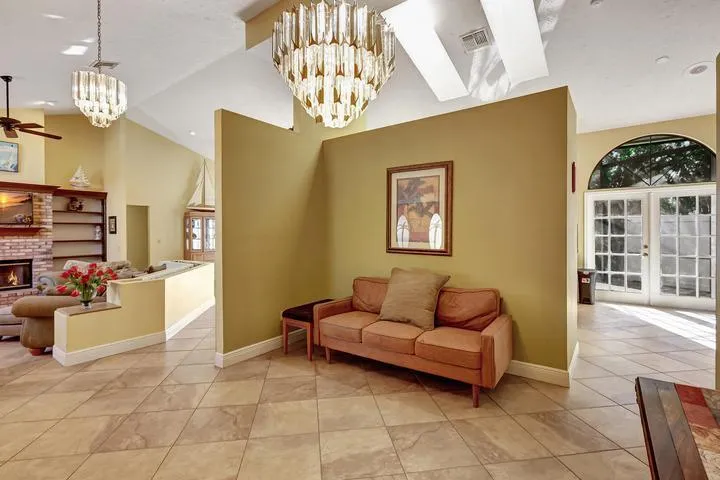 137 Queens Road Fort Pierce, FL 34949