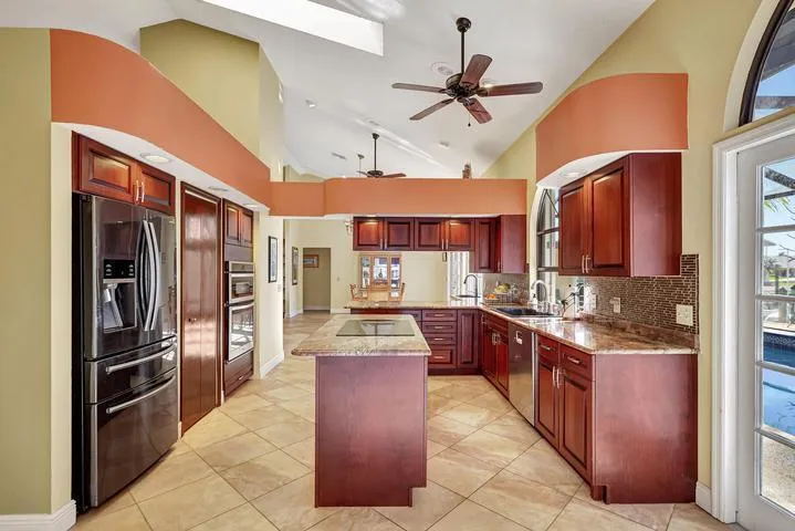 137 Queens Road Fort Pierce, FL 34949