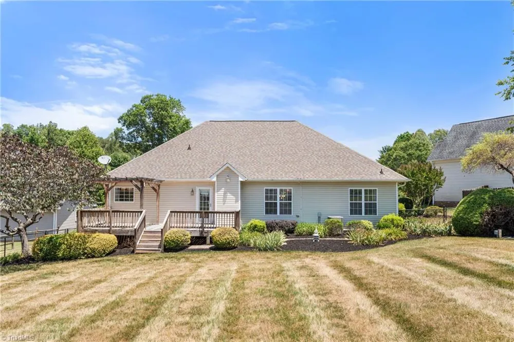 8140 Spring Hollow Court Belews Creek, NC 27009