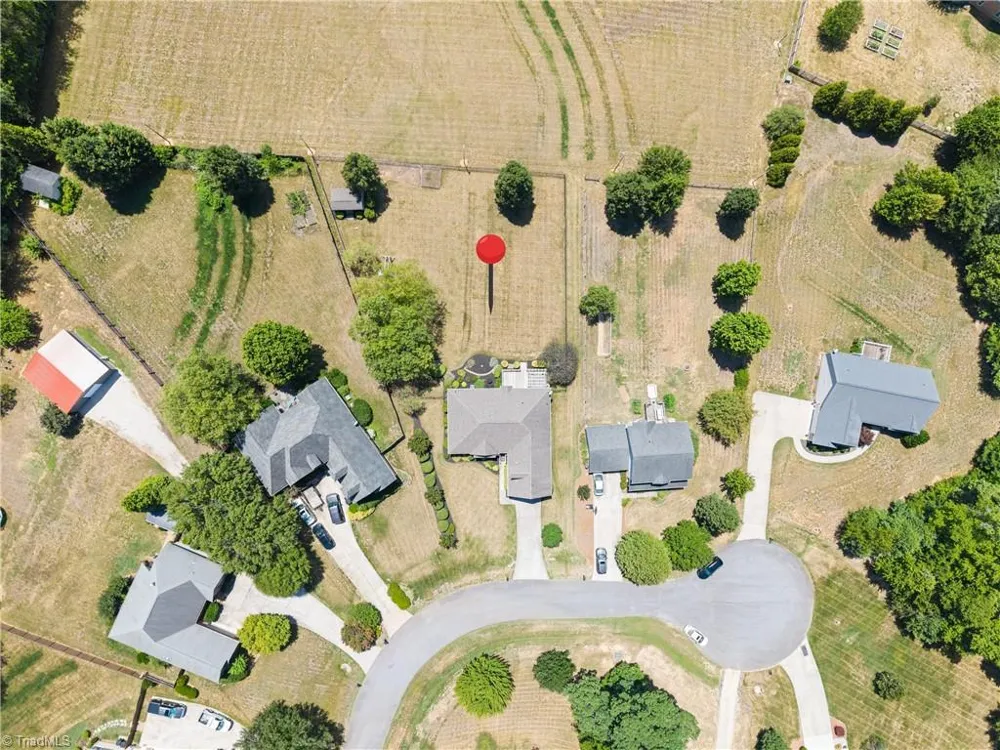 8140 Spring Hollow Court Belews Creek, NC 27009