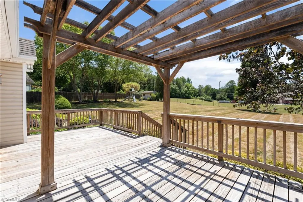 8140 Spring Hollow Court Belews Creek, NC 27009