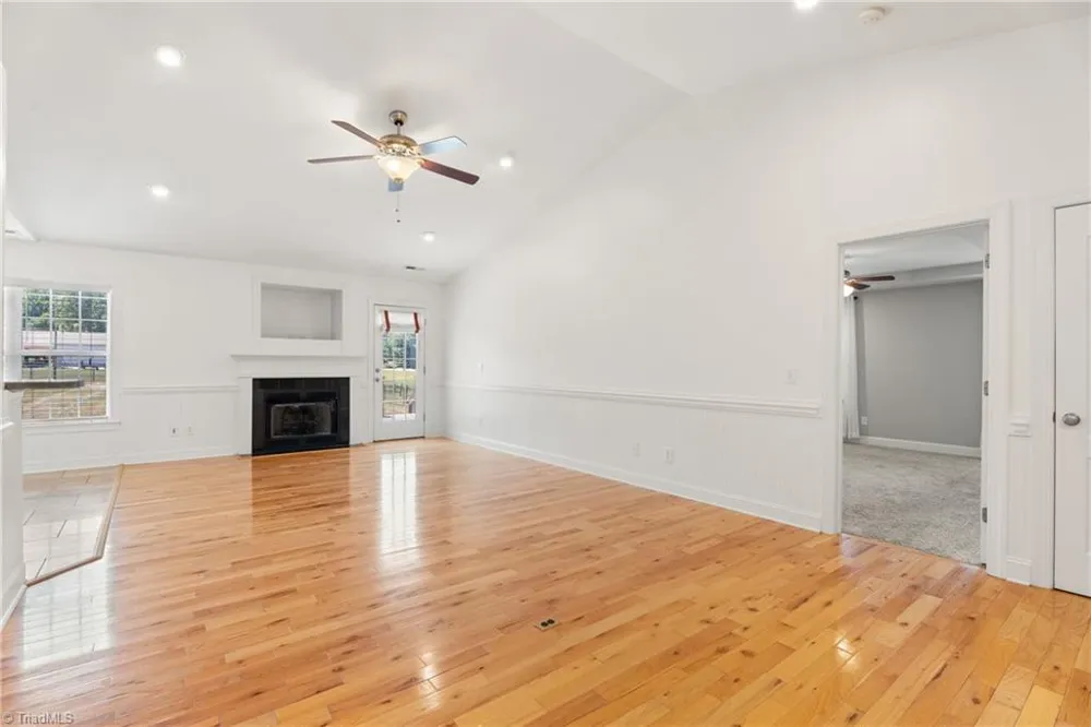 8140 Spring Hollow Court Belews Creek, NC 27009