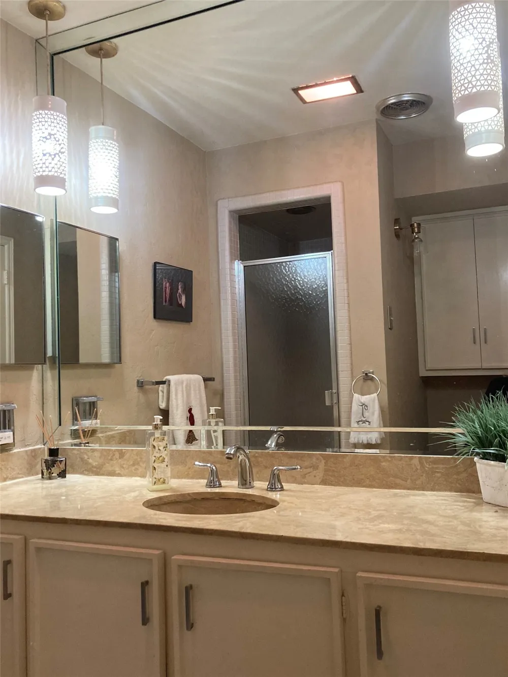 11332 Park Central Place #B Dallas, TX 75230