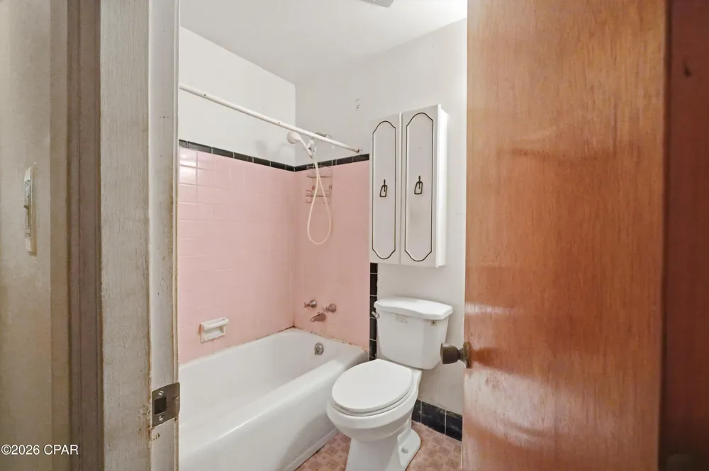 5 Sewanee Circle Panama City, FL 32405