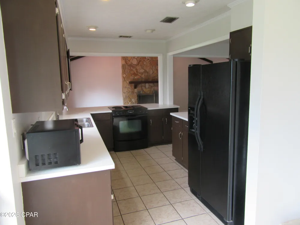 8629 Deerpoint Drive Youngstown, FL 32466