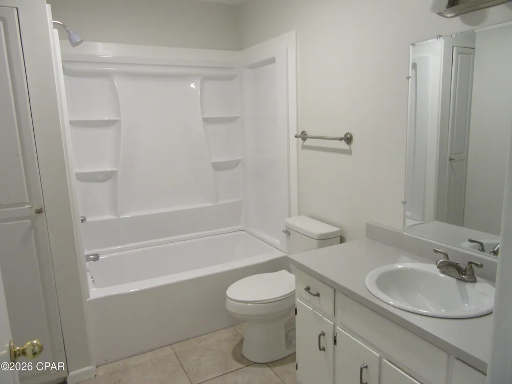 8629 Deerpoint Drive Youngstown, FL 32466