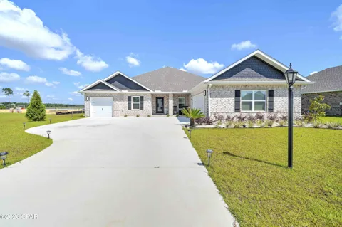 207 Lake Merial Boulevard