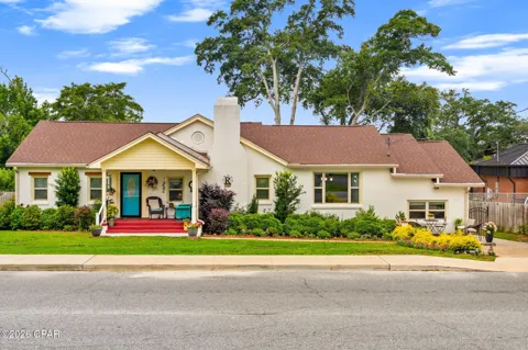 700 2nd Street