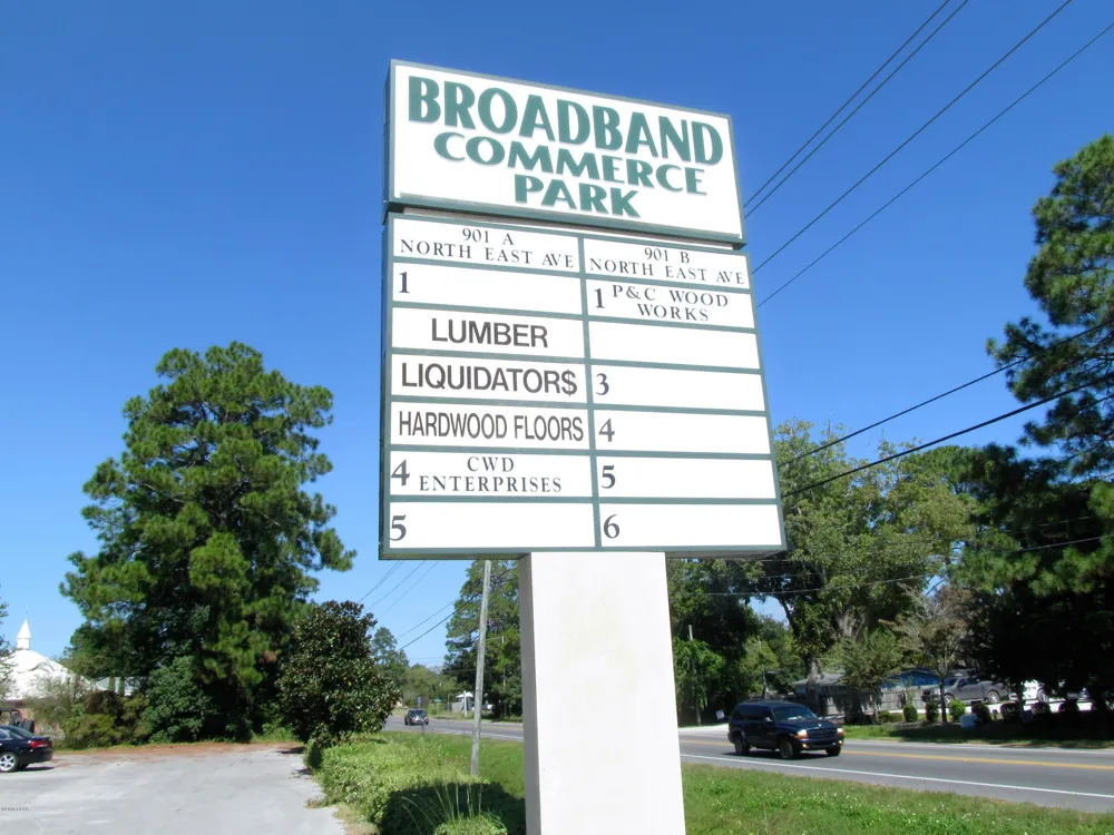901 East Avenue #A 2-4 Panama City, FL 32401