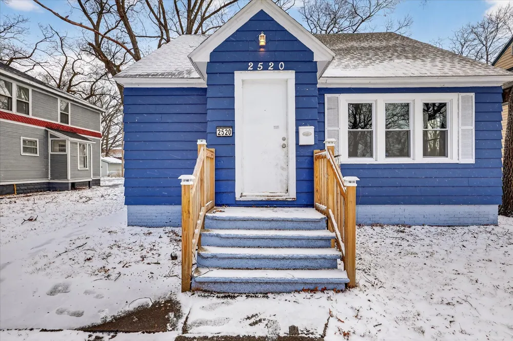 2520 5th Street Muskegon Heights, MI 49444