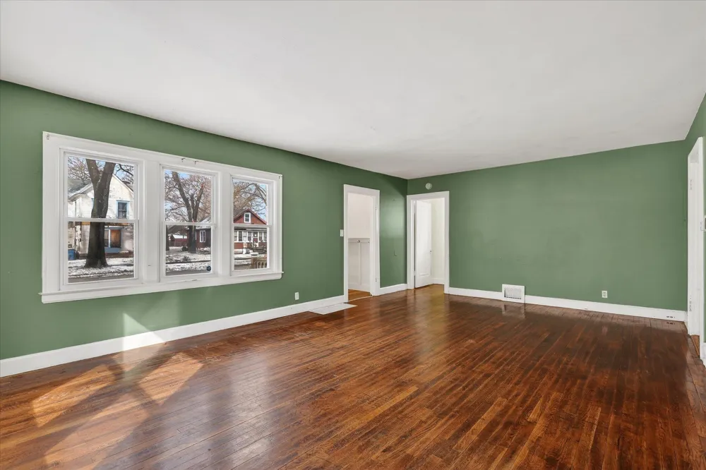 2520 5th Street Muskegon Heights, MI 49444