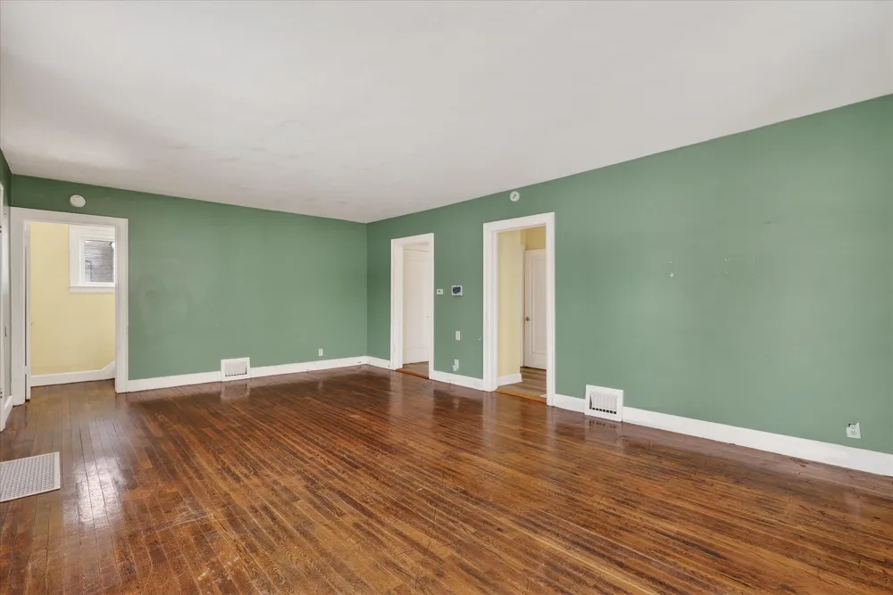 2520 5th Street Muskegon Heights, MI 49444